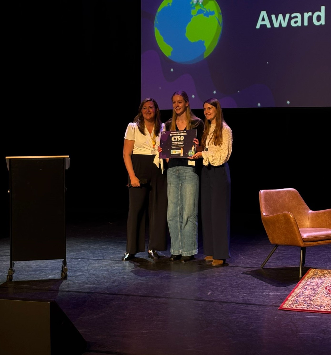 Mirthe has won the award for best clinical research